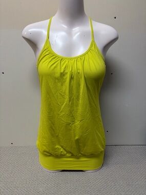 2/$75💥- SHIRT | Women’s Lululemon top with built in bra size 8